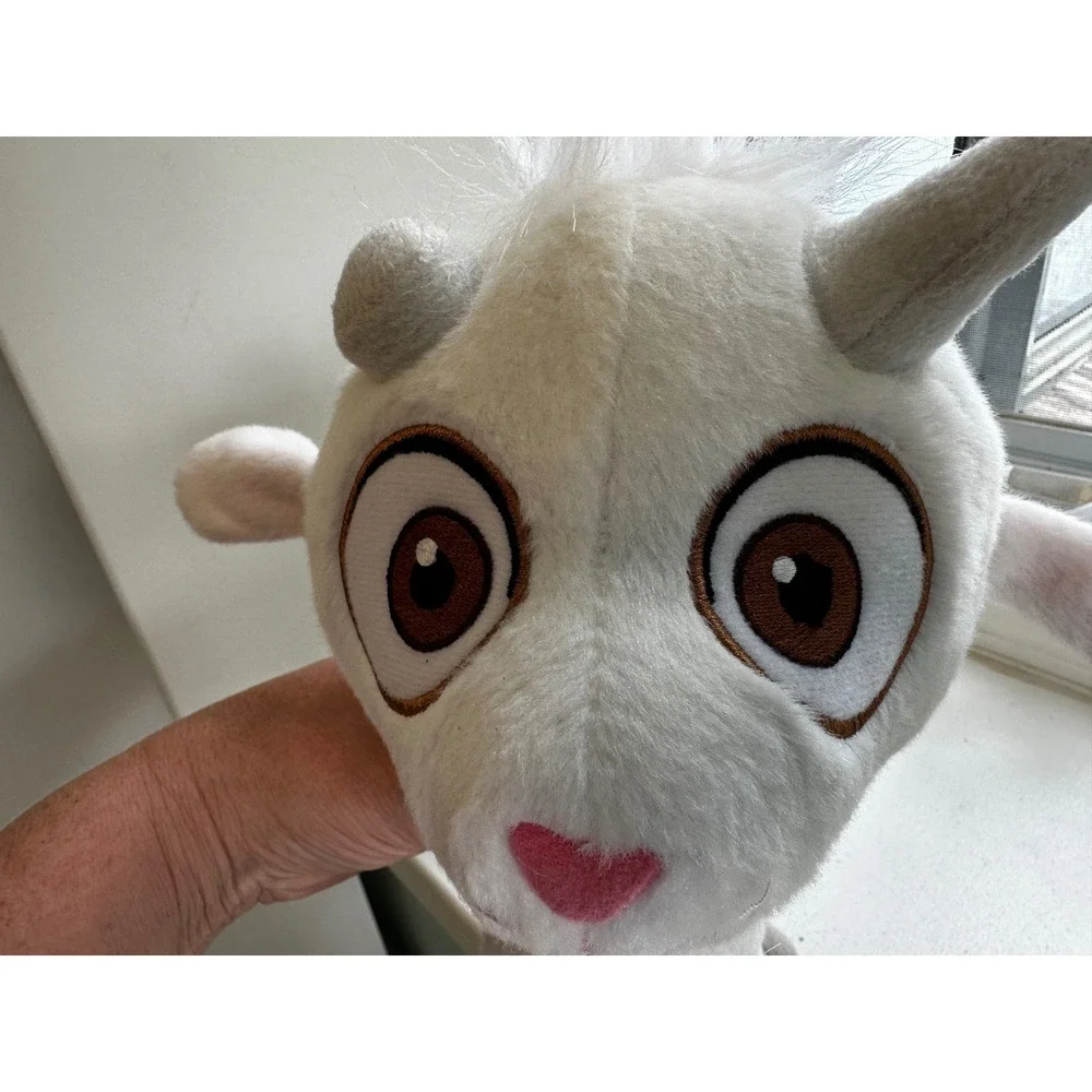 Despicable Me 3 Lucky the Goat Plush White Stuffed Animal Toy Factory 11 Inch